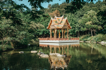 Asiatisches Geb&auml;ude im Westpark M&uuml;nchen