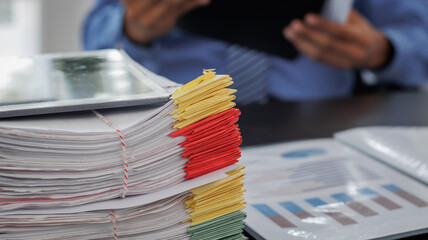 Real estate brokers are shaking hands to congratulate buyers after agreeing to insure and buy a house project. , Home Insurance Ideas home and land mortgage