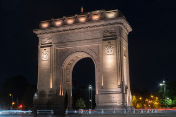 Fototapeta na wymiar Triumphal Arch of Bucharest on spring night
