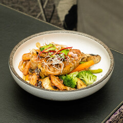 grilled chicken with vegetables