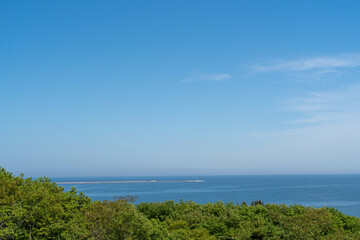 Fototapeta na wymiar 高台からのきれいな海の景色