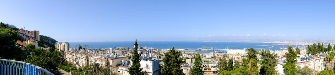 Naklejka na ściany i meble The cityscape of Haifa city and metropolitan area