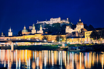 Fototapeta na wymiar Salzburg city evening view