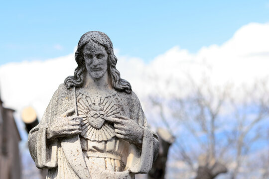Sacred Heart of Jesus - Nine First Fridays Devotion