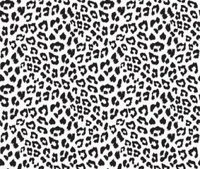 Seamless leopard fur pattern. Animal print background.