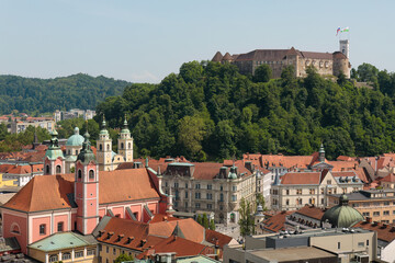 Fototapeta na wymiar Ljubljana - Castle overlooking the city