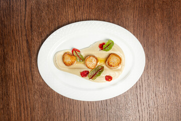 Sea scallop with mashed potatoes