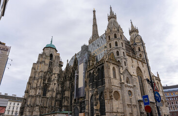 Fototapeta na wymiar St. Stephan Cathedral or Stephansdom, the mother church of the Roman Catholic Archdiocese of Vienna, located in the city center of Vienna, Austria.