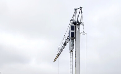 Obraz premium crane on site