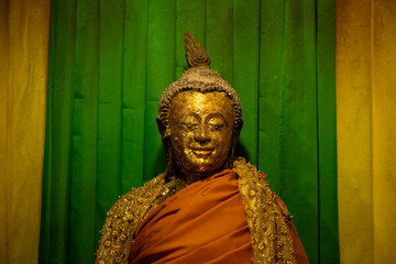 buddha statue