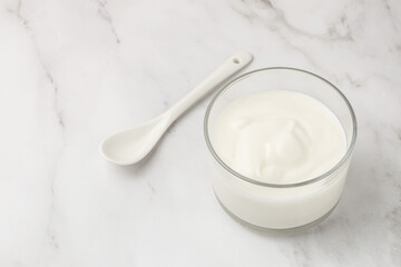Fototapeta na wymiar lactose yogurt. Probiotic cold fermented dairy drink. banner, menu, recipe place for text