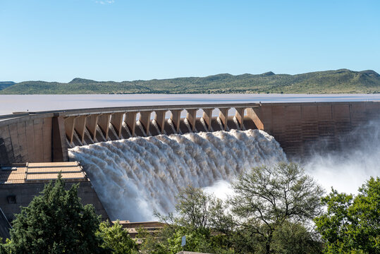 The largest dam in South Africa, the Gariep Dam, overflowing