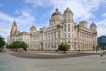 Port of Liverpool Building - 596803664