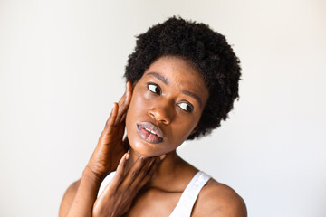 Fototapeta na wymiar African girl afro hair face care