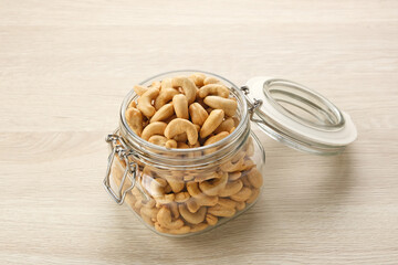 Roasted Cashew Nuts (Kacang Mete) in a bowl
