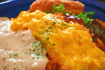 コロッケと、とろとろデミオムライス