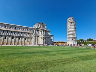 2022.07.15 Italy, Pisa, leaning tower of Pisa
evocative image of the leaning tower of Pisa in the Piazza
of Miracles under a clear sky