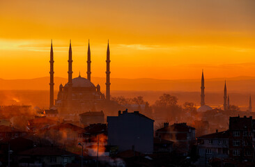 Fototapeta premium Selimiye Mosque and a unique sunset, Edirne, Turkey