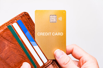 number less credit card and wallet