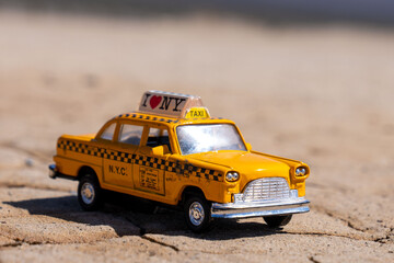 Obraz na płótnie Canvas Desert Taxi