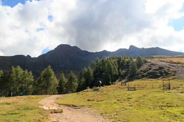 Fototapeta premium Hiking path and mountain Hirzer in Saltaus, South Tyrol, Italy