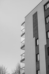 Fototapeta nowoczesna architektura, nowopowstały budynek mieszkalny w Gdańsku obraz