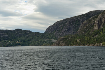 Bergpanorama am Lysefjord in Stanvanger