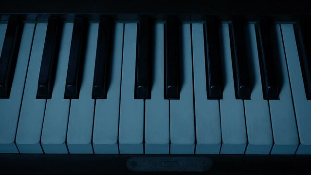 Piano Opens Or Closes In The Dark