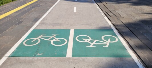 bicycle lane sign