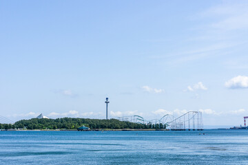 神奈川県横浜市海の公園からの八景島