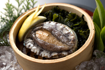 和食・日本料理・アワビ