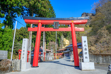 春の中之嶽神社　群馬県甘楽郡　Nakanotake Shrine in Spring. Gunma Pref, Kanra gun.