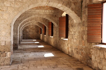 Fototapeta na wymiar 要塞の回廊