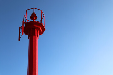 赤い鉄塔