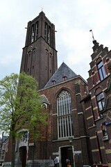 Fototapeta na wymiar römisch-katholische Kirche Martinikerk im Zentrum der niederländischen Stadt Venlo