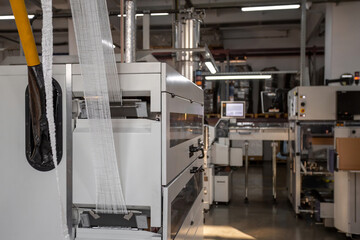 cigarette paper conveyor in production