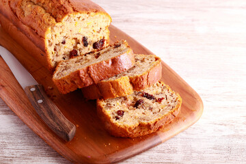 Cranberry and nut sweet bread,