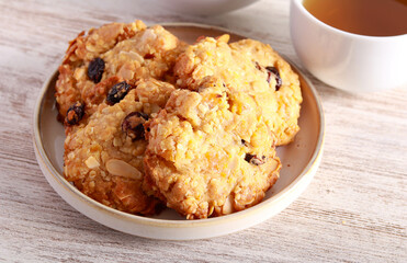 Muesli cookies, with fruit