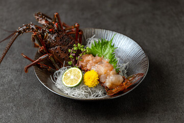 伊勢海老の姿造り