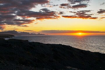 Fototapeta na wymiar Sunset on the west coast of Fuerteventura, canary Island, spain