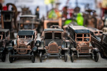 Modelos en miniatura de autos antigüos