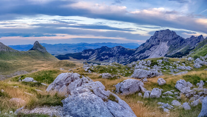 Berglandschaft im Durmitor Nationalpark Montenegro - 597808498