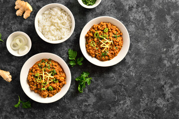 Keema curry in bowls
