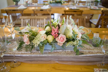 Beautiful Wedding Decor and Flowers from real weddings.