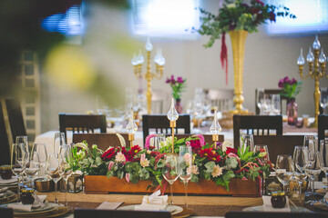 Beautiful Wedding Decor and Flowers from real weddings.