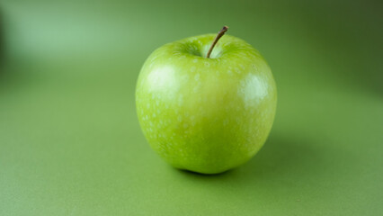 Green Granny Smith Apples