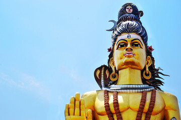 Lord Shiva statue in Omkareshwar 