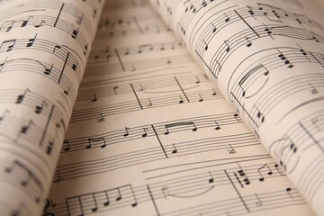 Naklejka premium Closeup view of sheets with music notes