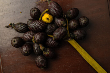 Aguaje is a fruit highly appreciated in the Amazon for its flavor and nutritional properties, it is used to make various products, aguaje is a super fruit.