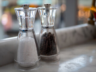 A salt and pepper grinder is a kitchen tool used to grind salt and pepper for seasoning food. enhances the flavor of dishes. They are a must-have for any kitchen and a great addition to any meal